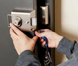 City Locksmith Services Mt Prospect, IL 847-713-5685 City Locksmith Services Mt Prospect, IL 847-713-5685 - 17-Emergency-Locks-Locksmith